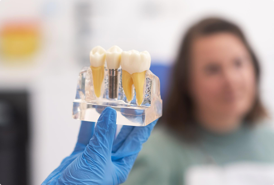 Conheça nosso tratamento: Implante